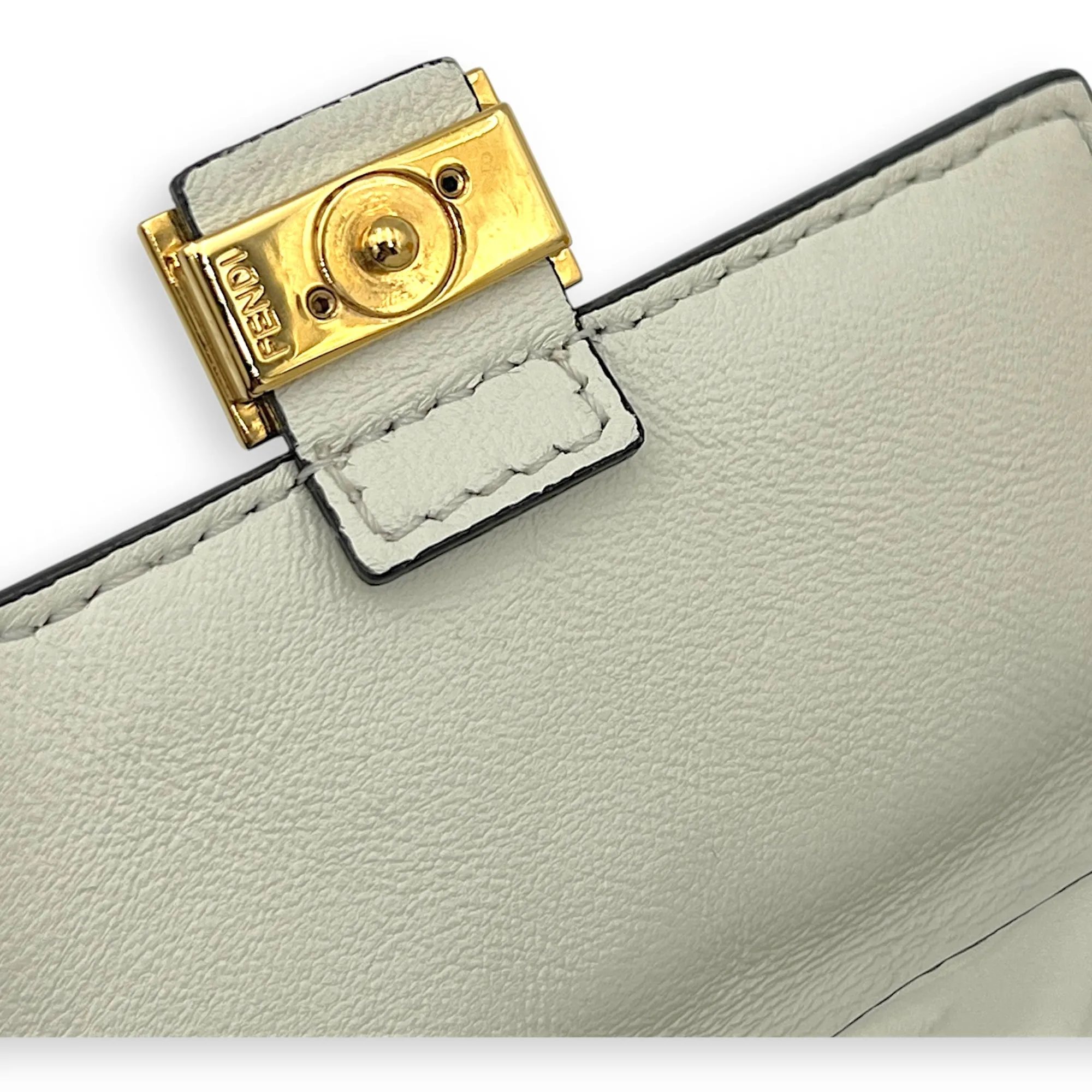 Baguette Pouch White in Calfskin, Silver hardware