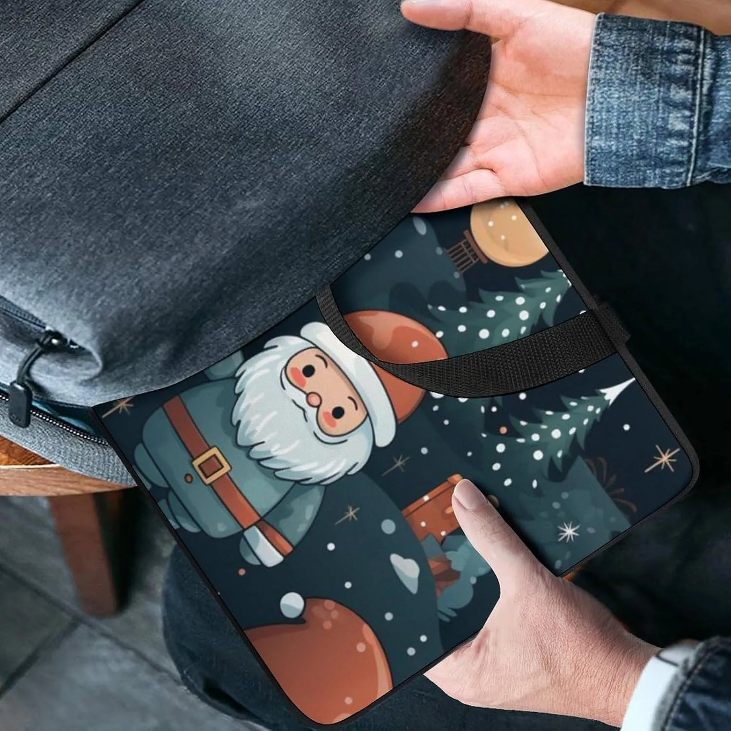 Santa Claus Pattern Messenger Bag Case Sleeve for Laptop Briefcase