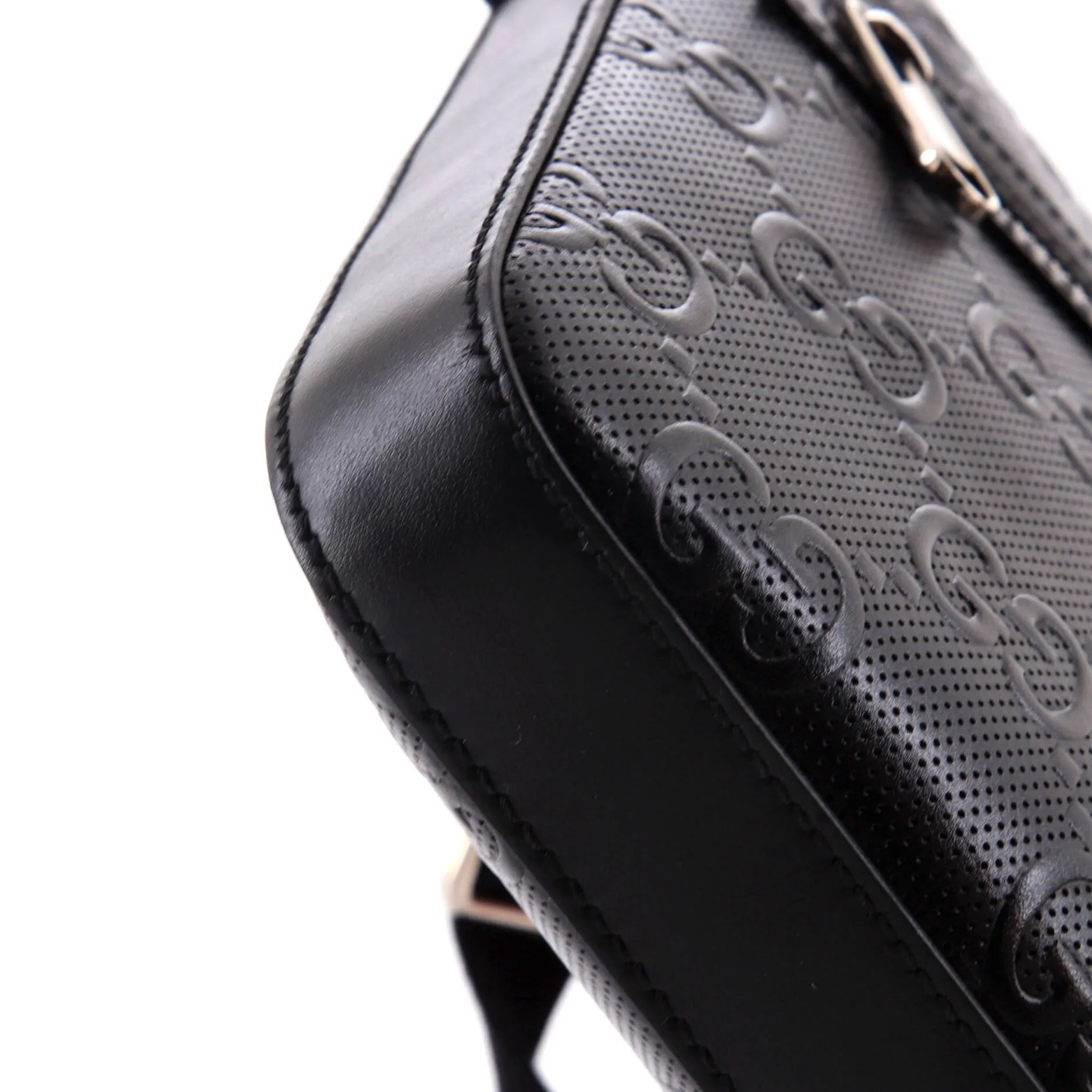Signature Zip Messenger Bag Guccissima Leather Small