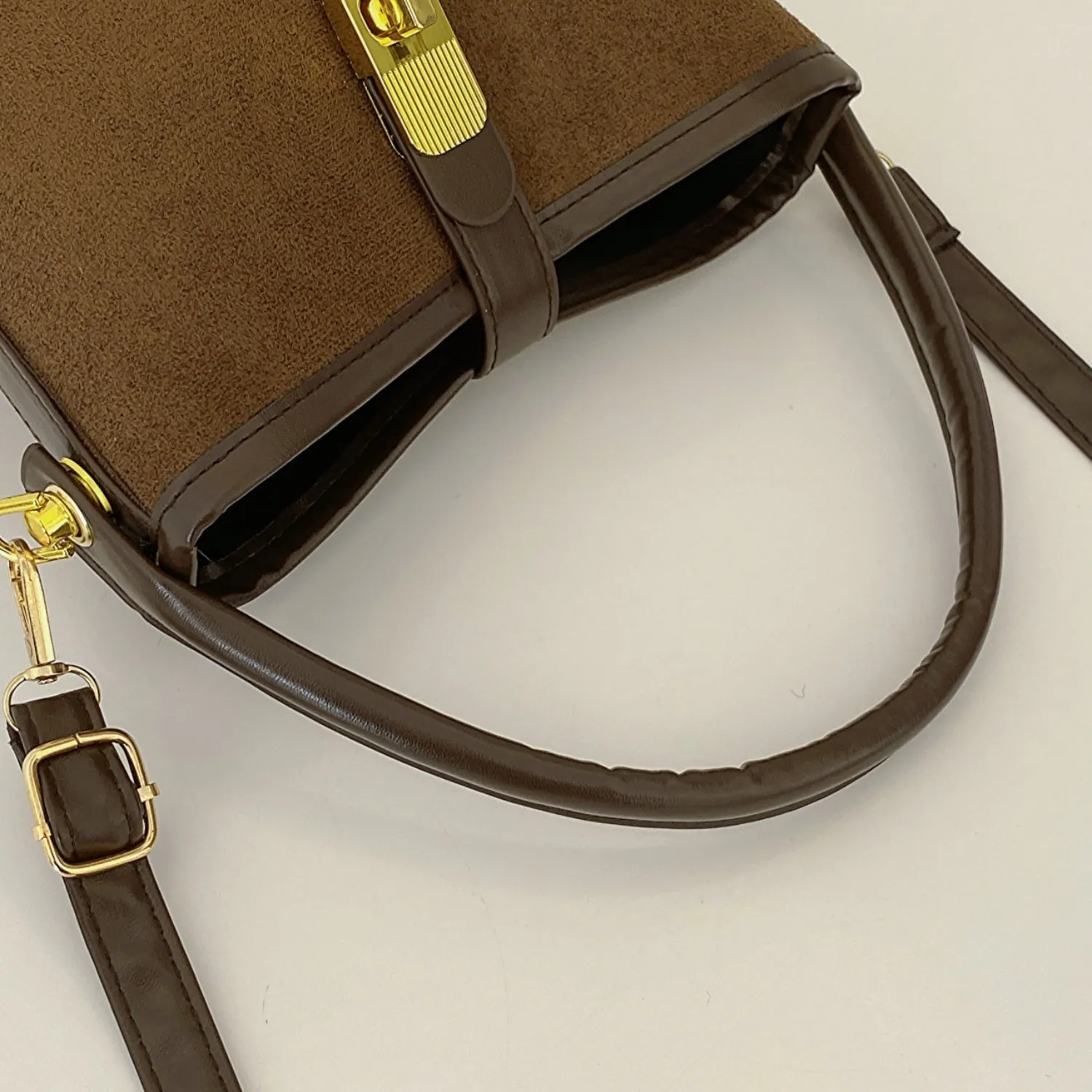TEEK - Bucket Crossbody Bag