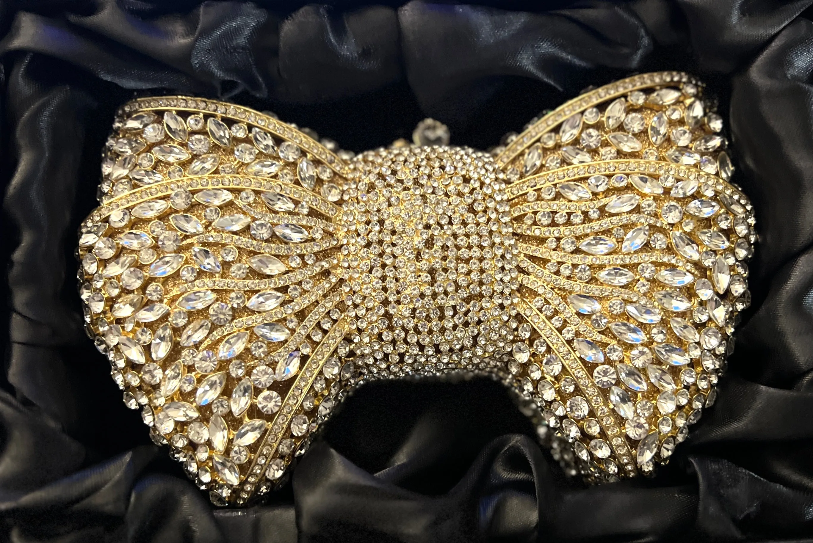 'Trinity' Rhinestone & Crystal Bow Evening Clutch