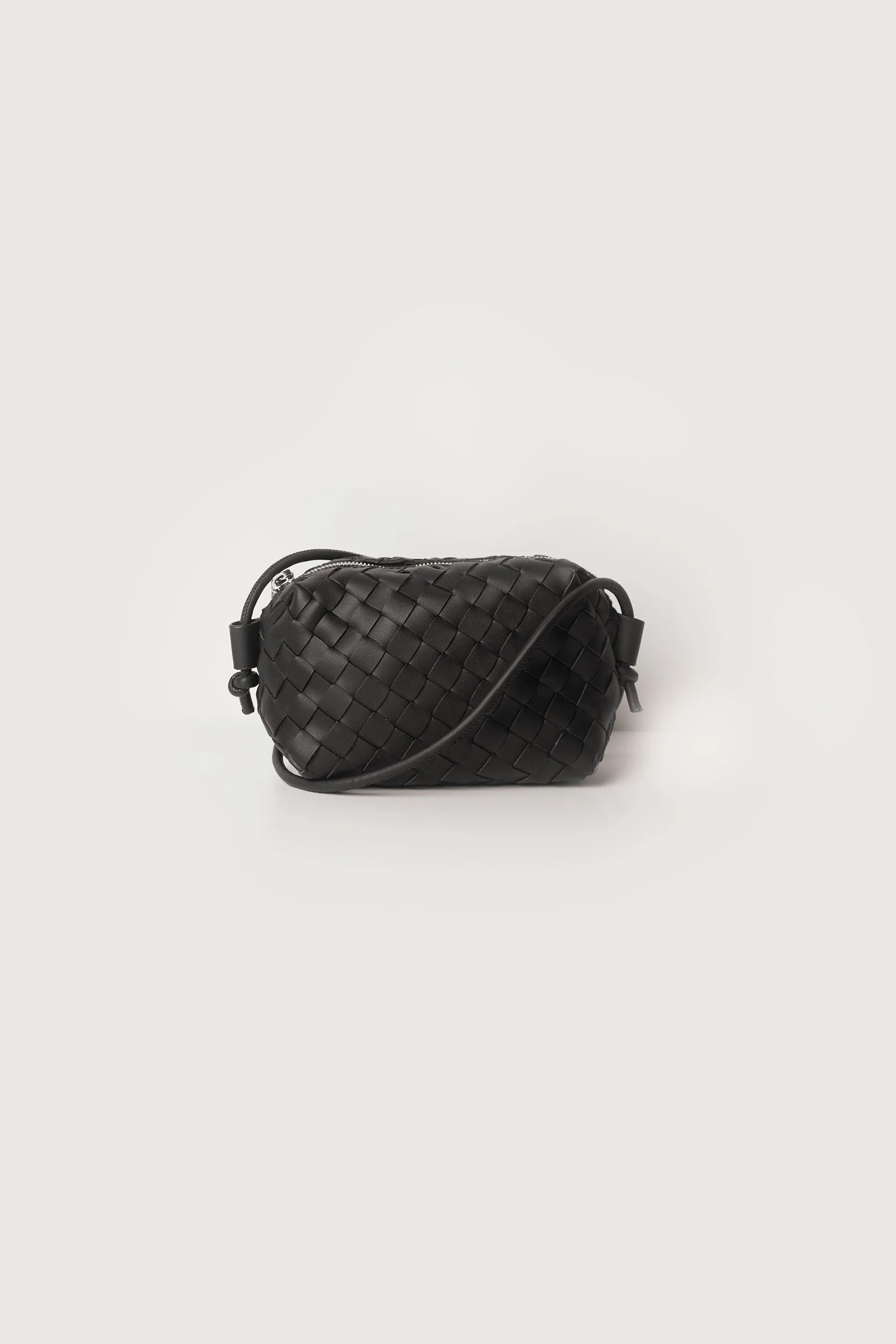 WOVEN CROSSBODY BAG